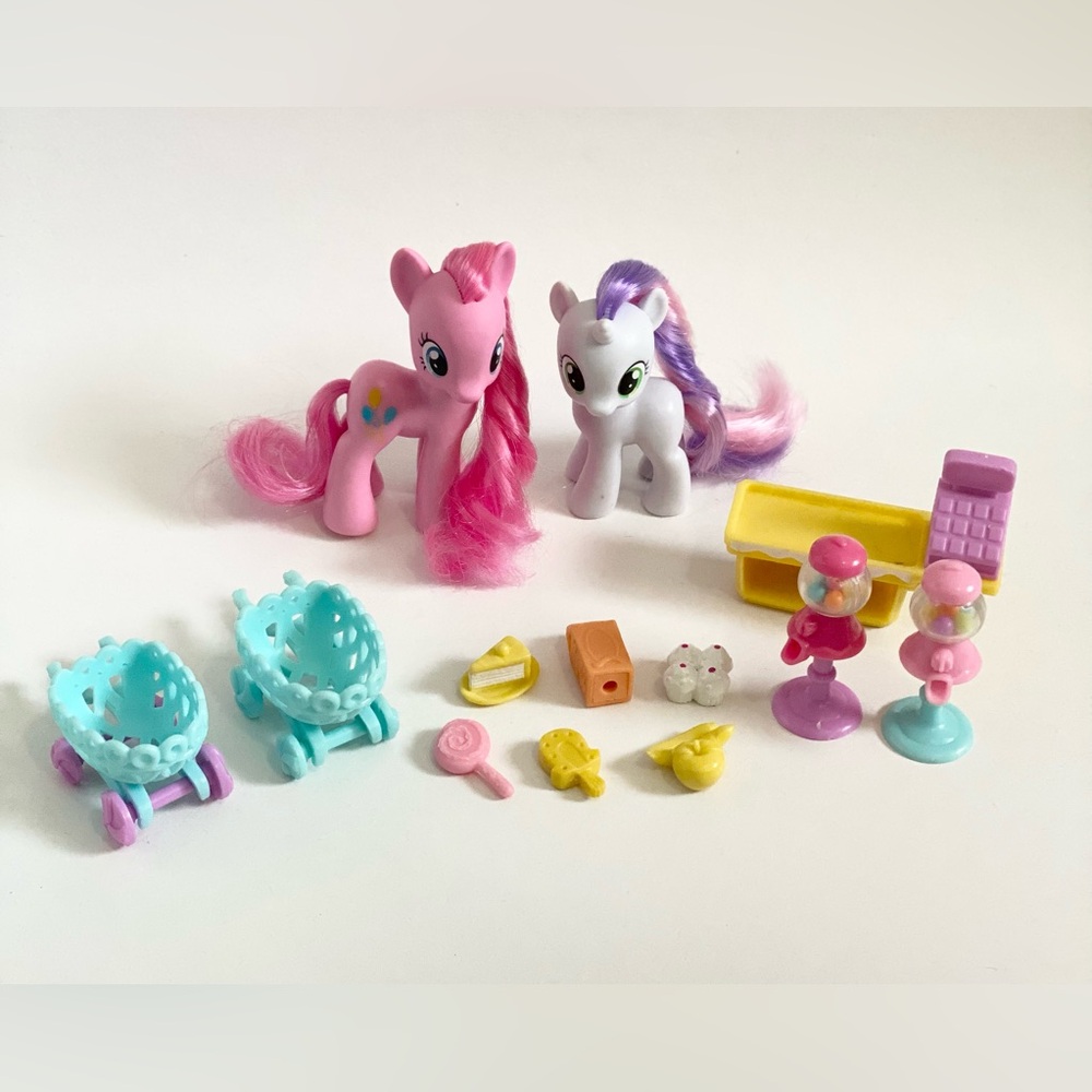 SOLD - My Little Pony FiM G4 Sweets Boutique Rare & HTF